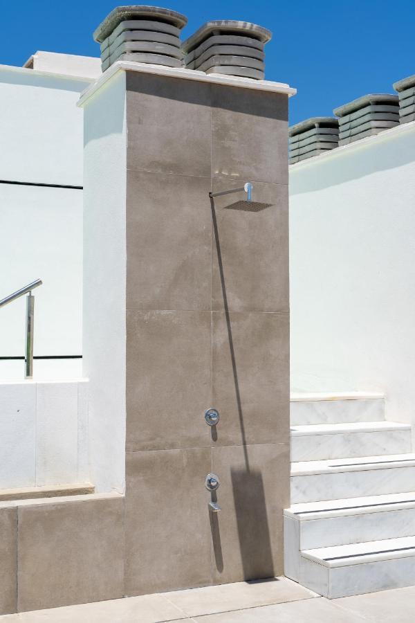 Limehome Sevilla Calle Torcuato Luca De Tena - Digital Access Exteriér fotografie
